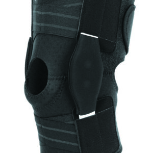 Mueller Self-Adjusting™ Hinged Knee Brace