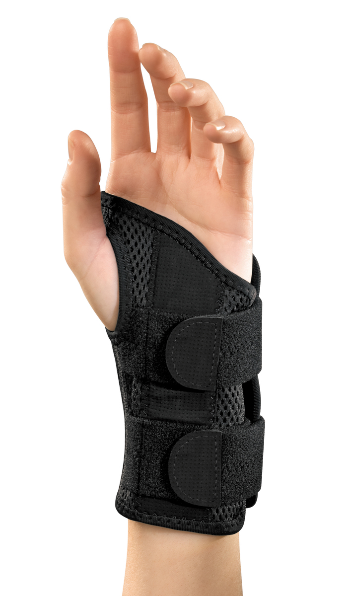 Mueller Green Fitted Wrist Brace, Right Hand, Unisex, Small/Medium- Black - Image 2